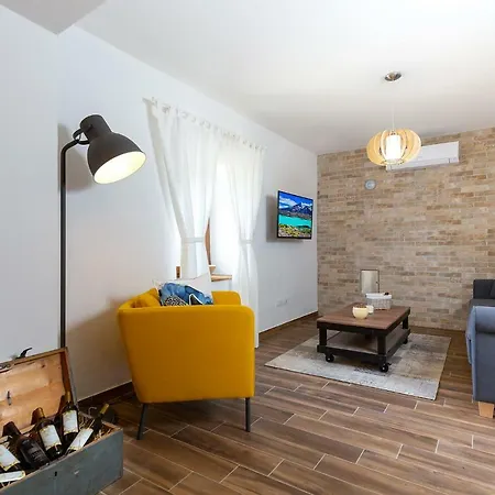 House Almar Villa *